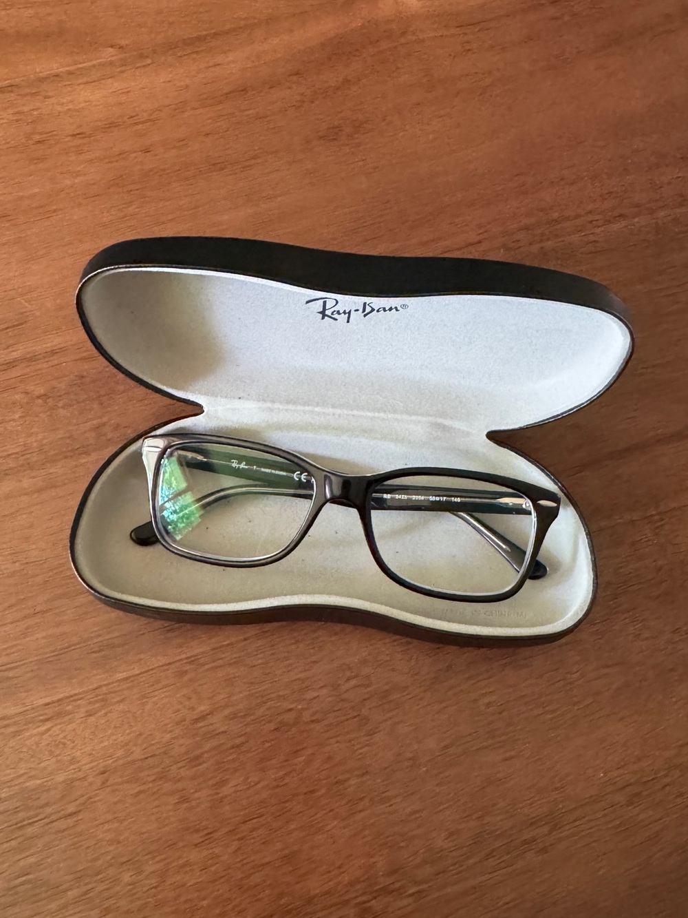 Ray-Ban Rectangle Glasses in Black